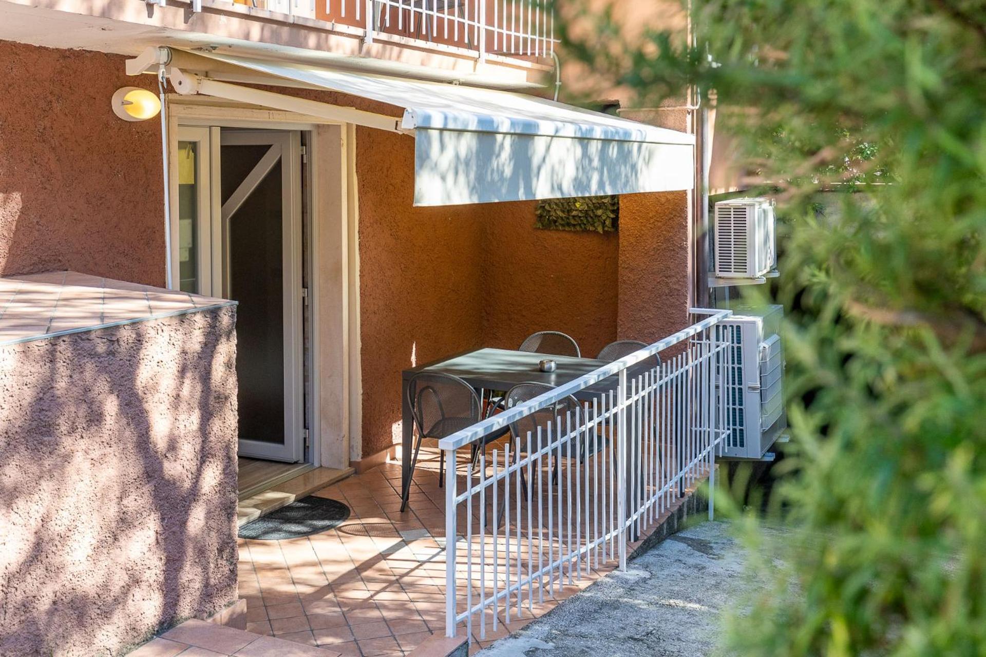 Hotel Garni Ischia マルチェージネ エクステリア 写真